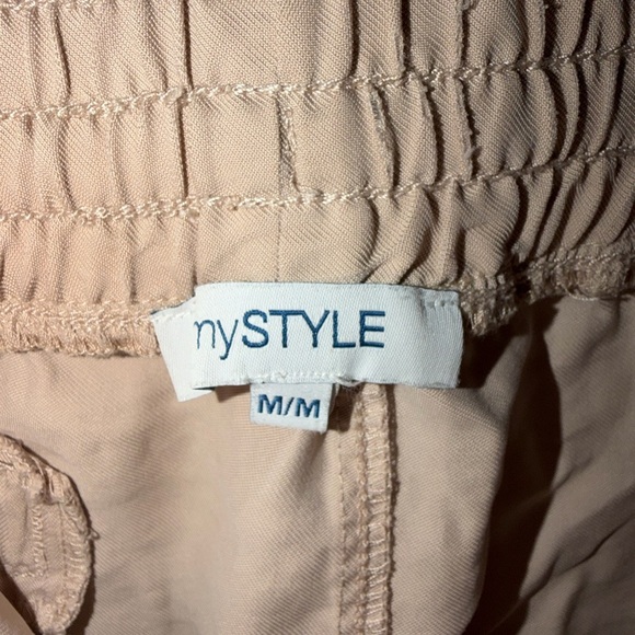 Women’s Tan Jogger Pants *read description* - Picture 4 of 4